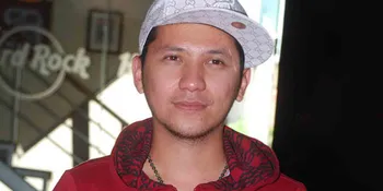 Gading Marten, Bermusik Tak Sekedar 'Mengekor'