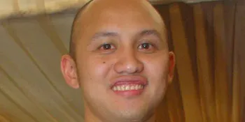 Ananda Mikola: Lamaran Lebih Tegang Dari Balapan