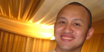 Ananda Mikola - Marcella Zalianty Nikah Desember 2010