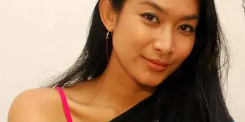 Happy Salma Batal Bulan Madu ke Mediterania