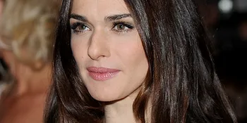 Rachel Weisz Jadi Catwoman?