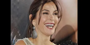 Teri Hatcher Kembali Ke Film Superman!