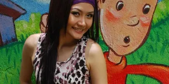 Dirikan Sekolah Gratis, Alena Atasi Premanisme