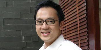 Charles Bonar Sirait Pendonor Pertama di IDS