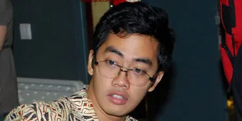 Dennis Adishwara Sebal Dengan Pemerintah Arab