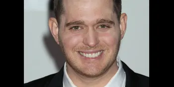 Michael Buble Akan Gelar 2 Pernikahan!