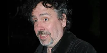 Tim Burton Pengen Gaet Jolie Dalam 'SLEEPING BEAUTY'
