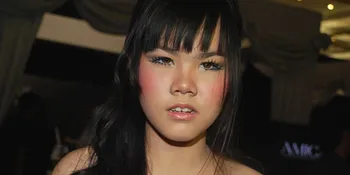 Tampil Bareng Uthe, Lita Demam Panggung