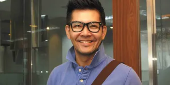 Ferry Salim Peduli Nasib Anak-Anak Korban Merapi