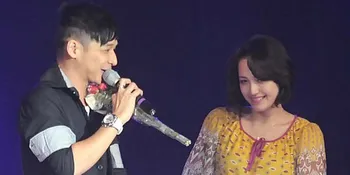 Lamaran, Pasha Ungu Hadiahkan Kalung