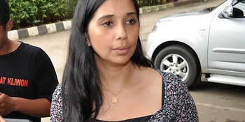 Ayu Azhari Ijinkan Axel dan Sean ke Finlandia