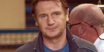 Demi Aslan dan 'NARNIA', Liam Neeson Pergi ke Kenya