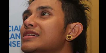 Vicky Nitinegoro Agar Tak Bau Minum Air Sirih