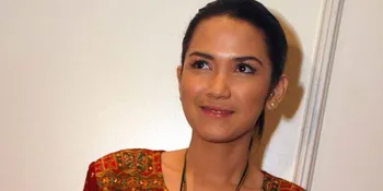 Dinda Kanyadewi Bantah Putus Karena Pihak Ketiga