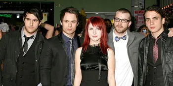Paramore Ditinggalkan Dua Personilnya