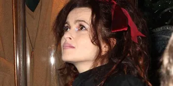 Tim Burton - Helena Bonham Koleksi Gigi Palsu 'Buruk Rupa'