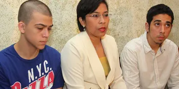 Ketiga Anak Ayu Tinggal di Rumah Pengacara