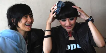 Resolusi 2011, Dara The Virgin Ingin Cukur Botak