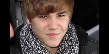 Justin Bieber Gaet Chris Brown di Lagu Terbaru