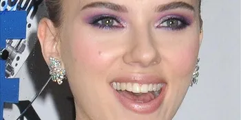 Scarlett Johansson Bikin Billy Bob Thornton Ngeri