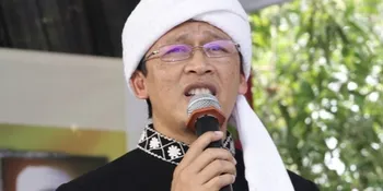 Tahan Gosip, Aa Gym Tetap Sibuk Berdakwah