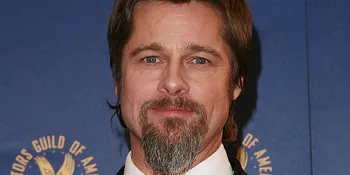 Brad Pitt Mirip John Lennon?