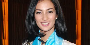 Atiqah Hasiholan Dukung Gerakan Sejuta Buku Untuk Petani