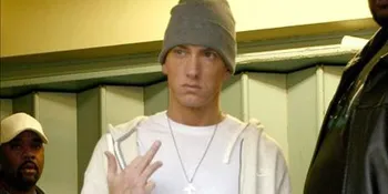 Eminem Kantongi 10 Nominasi Grammy Awards