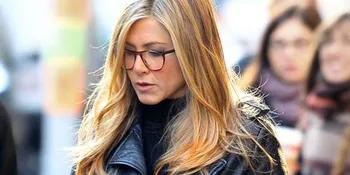 Jennifer Aniston Cari Donor Sperma