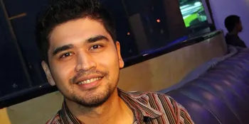 Rizky Hanggono Sukses Karir dan Keluarga di 2011