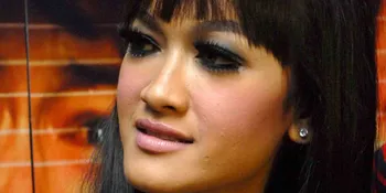 Julia Perez Minta Bantuan Roy Suryo