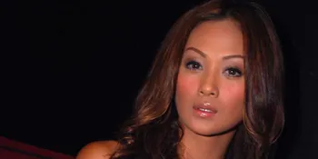 Indah Kalalo, Jualan Seksi Via FLIRT