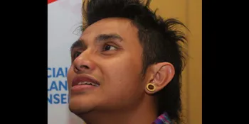 Vicky Nitinegoro Diingatkan Kenangan Lama