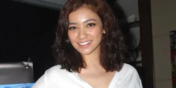 Pacar 'Digilai' ABG, Agni Tak Terkekang