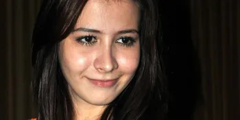 Rina Diana Pilih Karir Ketimbang Ciuman