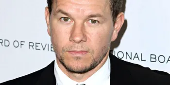 Mark Wahlberg 'Kejar Paket A'