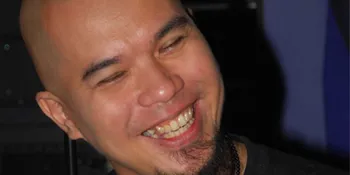 Ahmad Dhani Beri Selamat Istri Yang Lagi Hamil