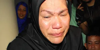 Dorce Gamalama: Adjie Kayak Orang Tidur