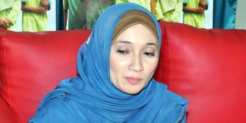 Nia Paramitha 'Godok' Anak Saat Weekend