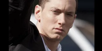 Eminem Diwawancara Untuk Tugas Sekolah