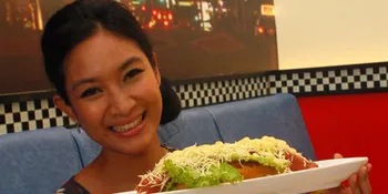 Happy Salma Masak Kalau Darurat