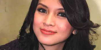 Donita Rayakan Valentine's Day Dengan Pengajian