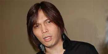 Once Akui Kehormatan Bawakan Karya Erwin Gutawa