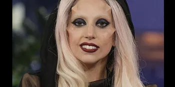 Lady GaGa Musisi Ke-1000 di Puncak Tangga Billboard