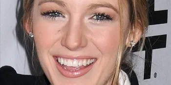 Blake Lively Jadi Pecandu Narkoba