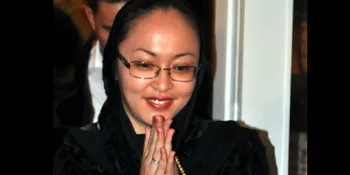 Angelina Sondakh Selalu Dimanjakan Adjie Massaid