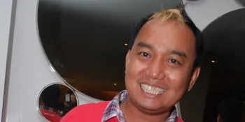 Azis Gagap Improve Jadi Banci