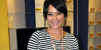 Sophie Navita Tolak Film Deddy Mizwar