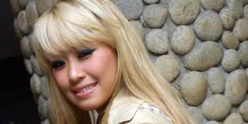 Pinkan Mambo Habiskan Ratusan Juta Untuk Pakaian