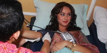 Alessandra Usman Tegang Saat Donor Darah